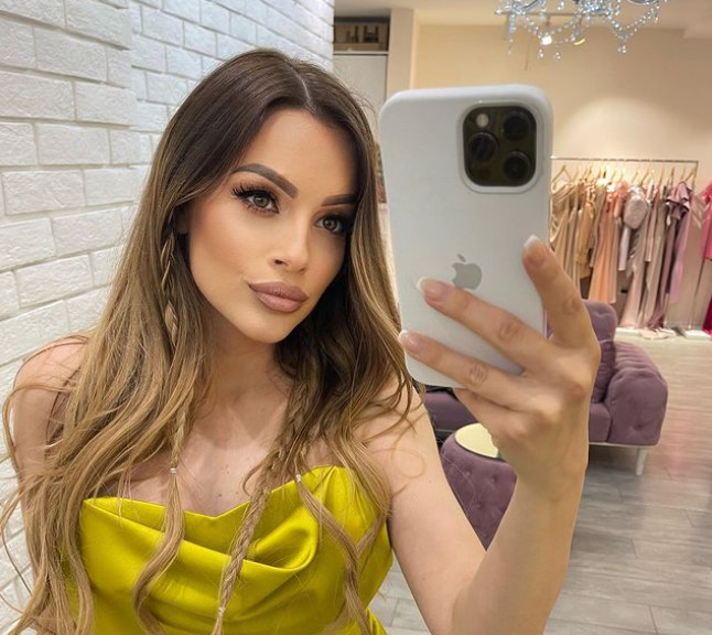 TEŠKO POVREĐENA SRPSKA PEVAČICA: Ostala prikovana za KREVET nakon stravične nesreće, nije znala da li će ostati ŽIVA!