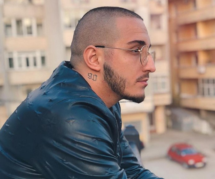 VUK MOB ISTETOVIRAO IME SVOJE NOVE DEVOJKE! Ona se odmah pohvalila na Instagramu (FOTO) VUK MOB ISTETOVIRAO IME SVOJE NOVE DEVOJKE! Ona se odmah pohvalila na Instagramu (FOTO)