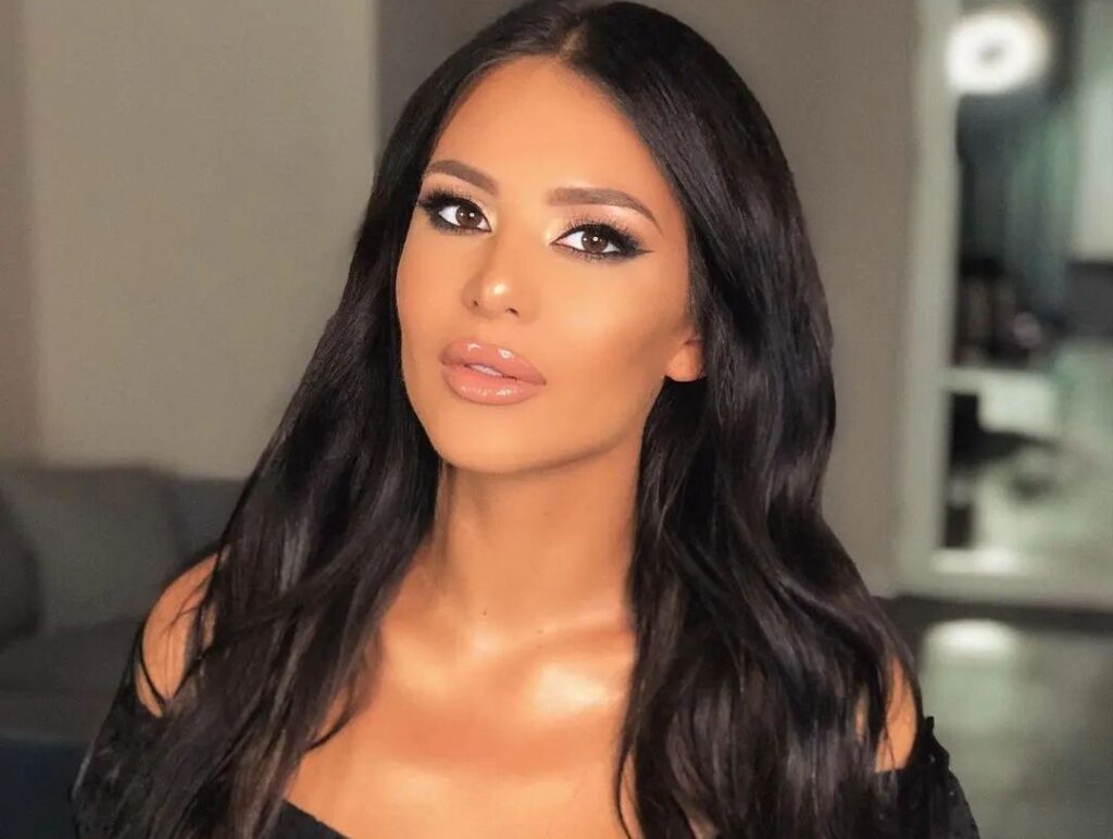 Anastasija ODUŠEVILA pratioce novim trening SNIMKOM: Uski stajling istakao sve (FOTO)