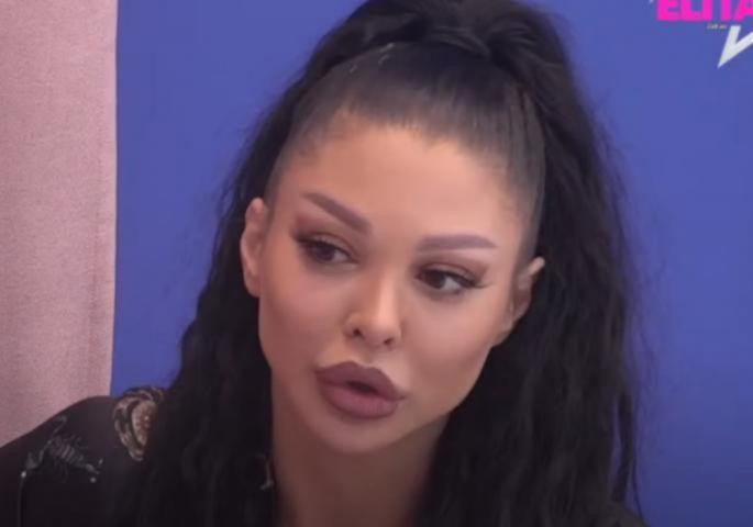 Janjuša tuklo obezbeđenje!