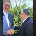 dvojica prijatelja zapalili internet