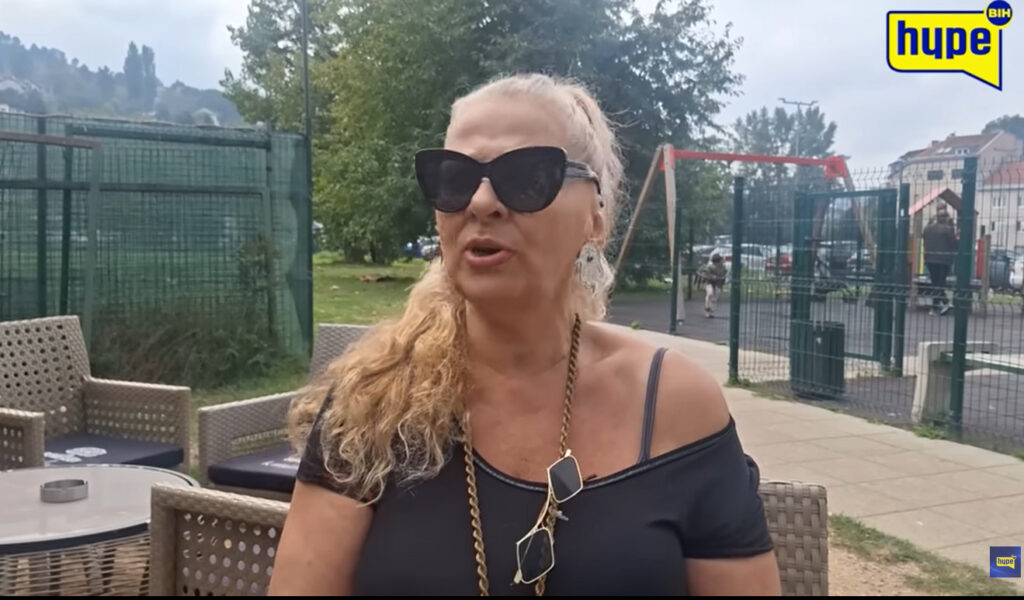 Konjoglava nek jede fekalije!