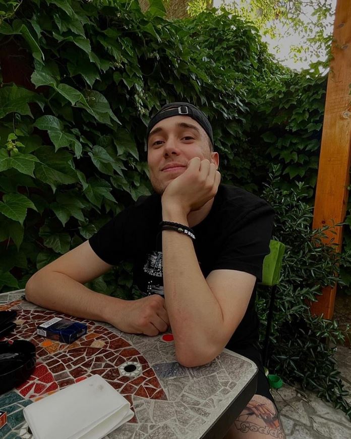 NAŠ POZNATI REPER BIBA POSTAJE OTAC!