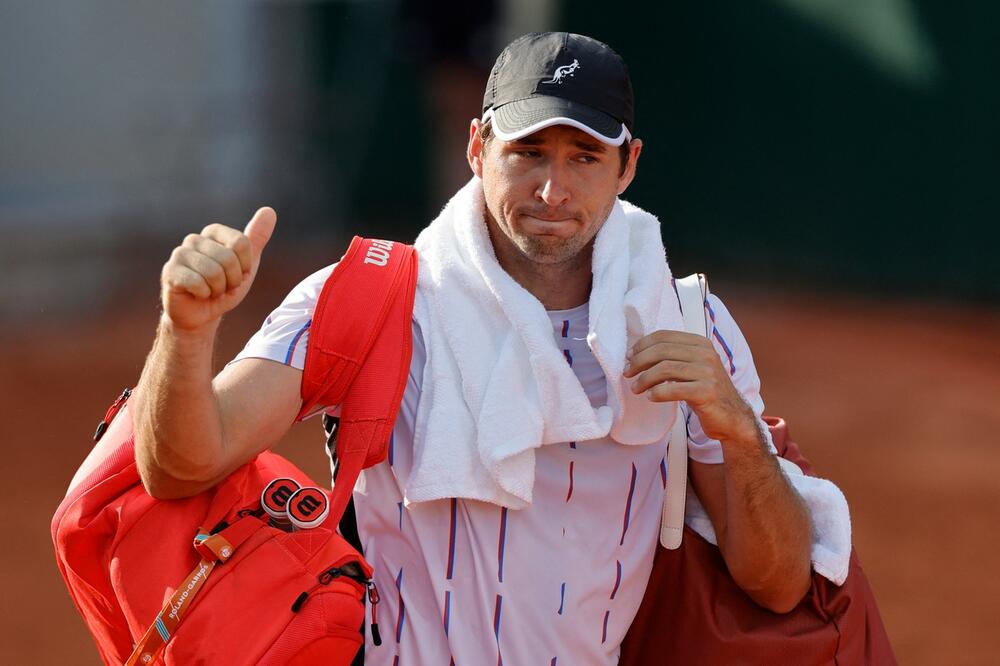 Dušan Lajović Rolan Garos