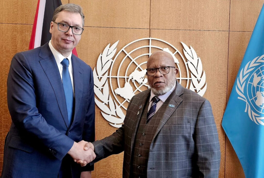 Vučić se oglasio nakon sastanka sa Danisom Fransisom