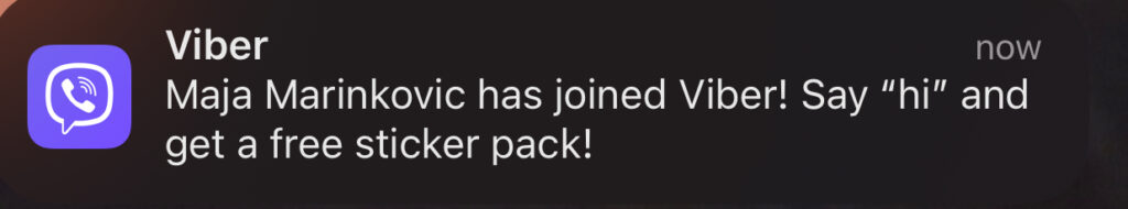 Maja koristi telefon