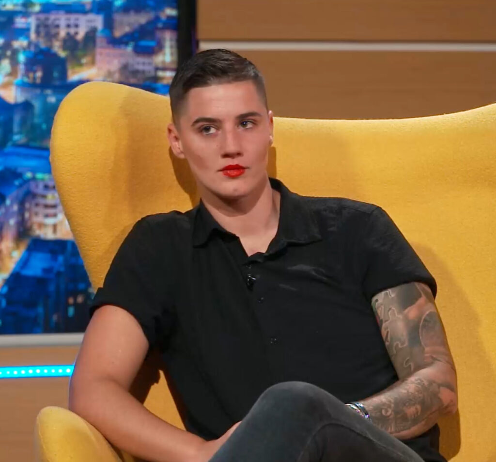 “JA SAM GEJ, ALI NE PODRŽAVAM PROMENU POLA!” Bojana Pavlović na HypeTV “Koja je poenta borbe da nas prihvate, ako menjaš to što jesi?” “JA SAM GEJ, ALI NE PODRŽAVAM PROMENU POLA!” Bojana Pavlović na HypeTV “Koja je poenta borbe da nas prihvate, ako menjaš to što jesi?”