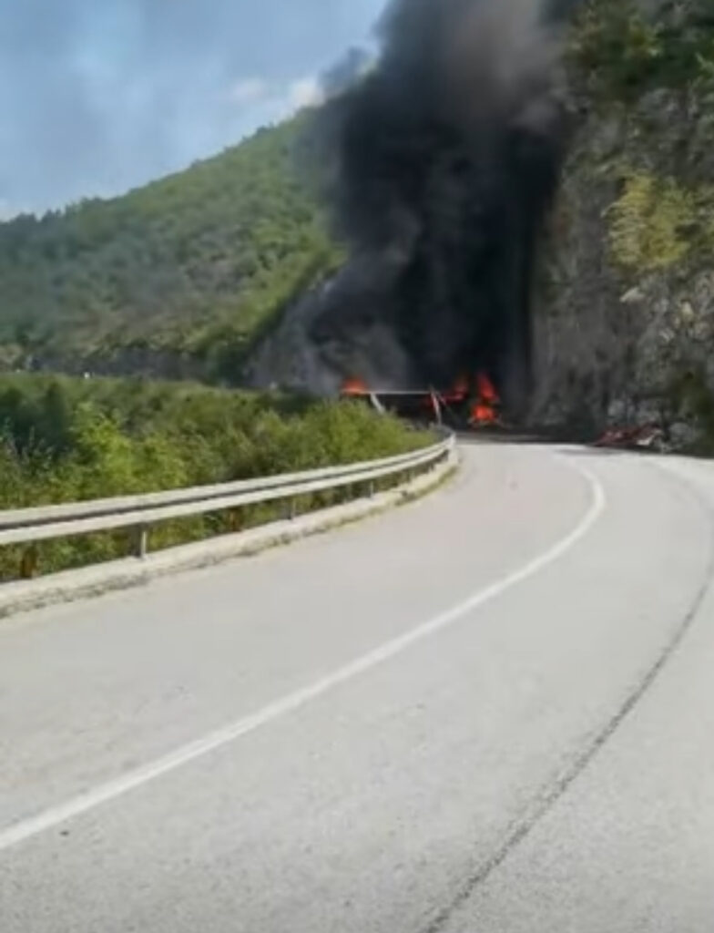 HITAN APEL HITAN APEL