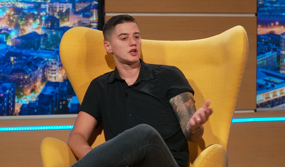 "MAJKA JE ČESTO MENJALA MUŠKARCE!" Nikad iskrenija ispovest Bojane Pavlović "Kada me je ukrala iz doma, plakala sam da me vrati tamo" Foto: HypeTV/ShowBLIZ/Bojana Pavlović