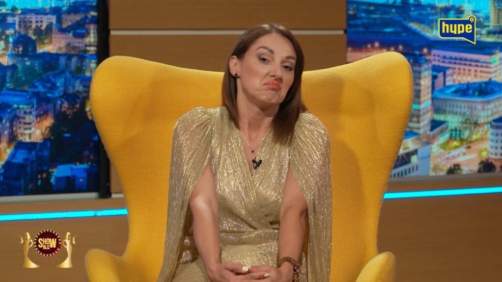 “MISLE AKO SI PEVAČICA DA SI I LAKOG MORALA” Nela Vidaković o pevanju u kafani i NEPRISTOJNIM PONUDAMA “MISLE AKO SI PEVAČICA DA SI I LAKOG MORALA” Nela Vidaković o pevanju u kafani i NEPRISTOJNIM PONUDAMA