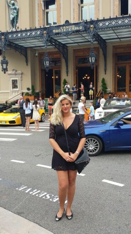 ŠOK ISPOVEST! RASKRINKAVANJE RIJALITI PRODUKCIJE "Honorar mi je bio SAMO 100e, a ugovor su mi dali da pročitam TEK U KARANTINU!" Bivša učesnica šokirala o pravilima "Uslovili su me, da nisam tada potpisala ne bih ni ušla" (VIDEO) Foto: Privatna arhiva/Hype/Tanja Obradović