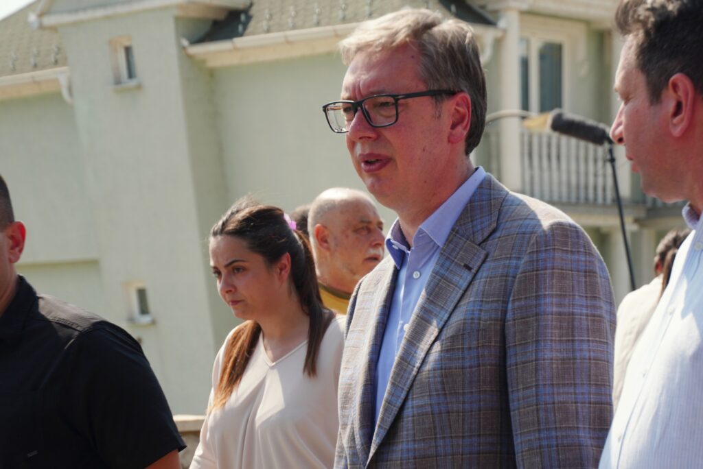 Ko ne želi da Srbija ubrzano napreduje