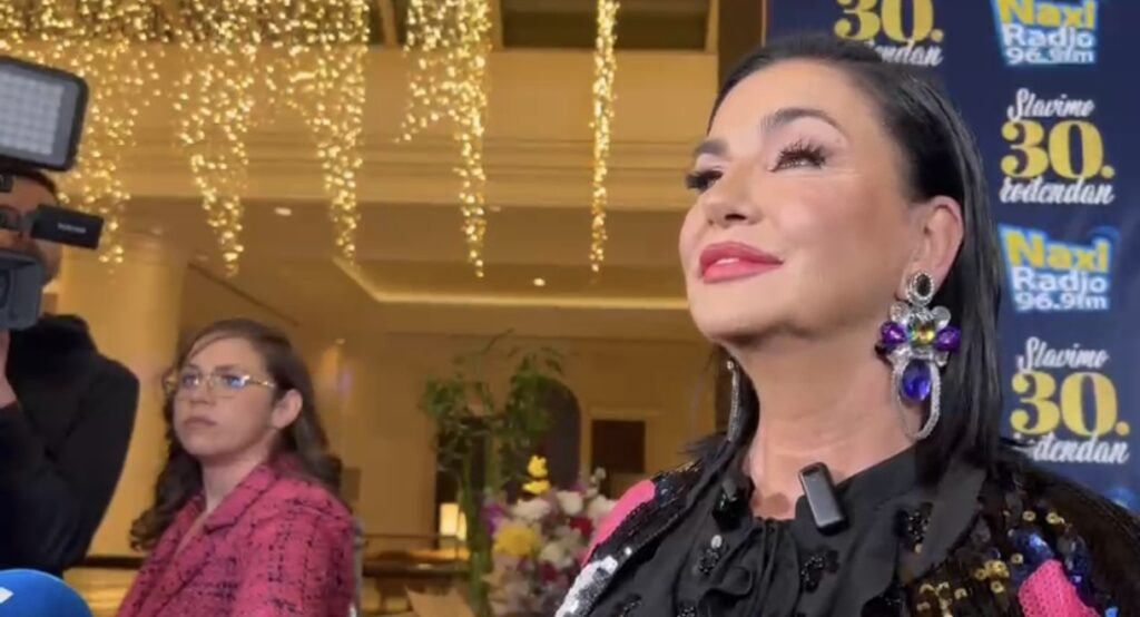 "DA PAZI ŠTA PRIČA I KAKO SE PONAŠA"