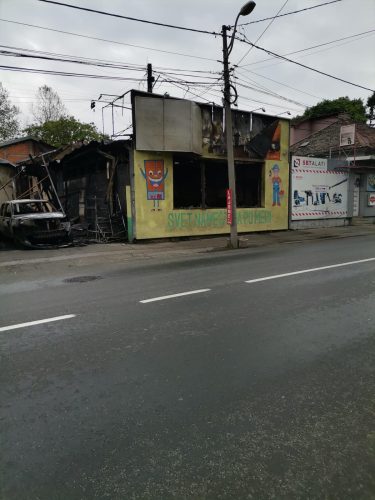 HYPE TV NA LICU MESTA! Pogledajte kako izgleda zgrada nakon udara groma na Tošinom Bunaru - ostao samo GAREŽ i UNIŠTENE STVARI! (FOTO)
