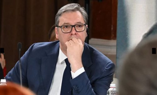 VUČIĆ SE OGLASIO VIDEO-PORUKOM