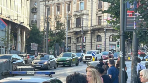 TEROR BLOKADERA U BEOGRADU! Zaustavljaju saobraćaj u gradu, reka ljudi pešači na posao