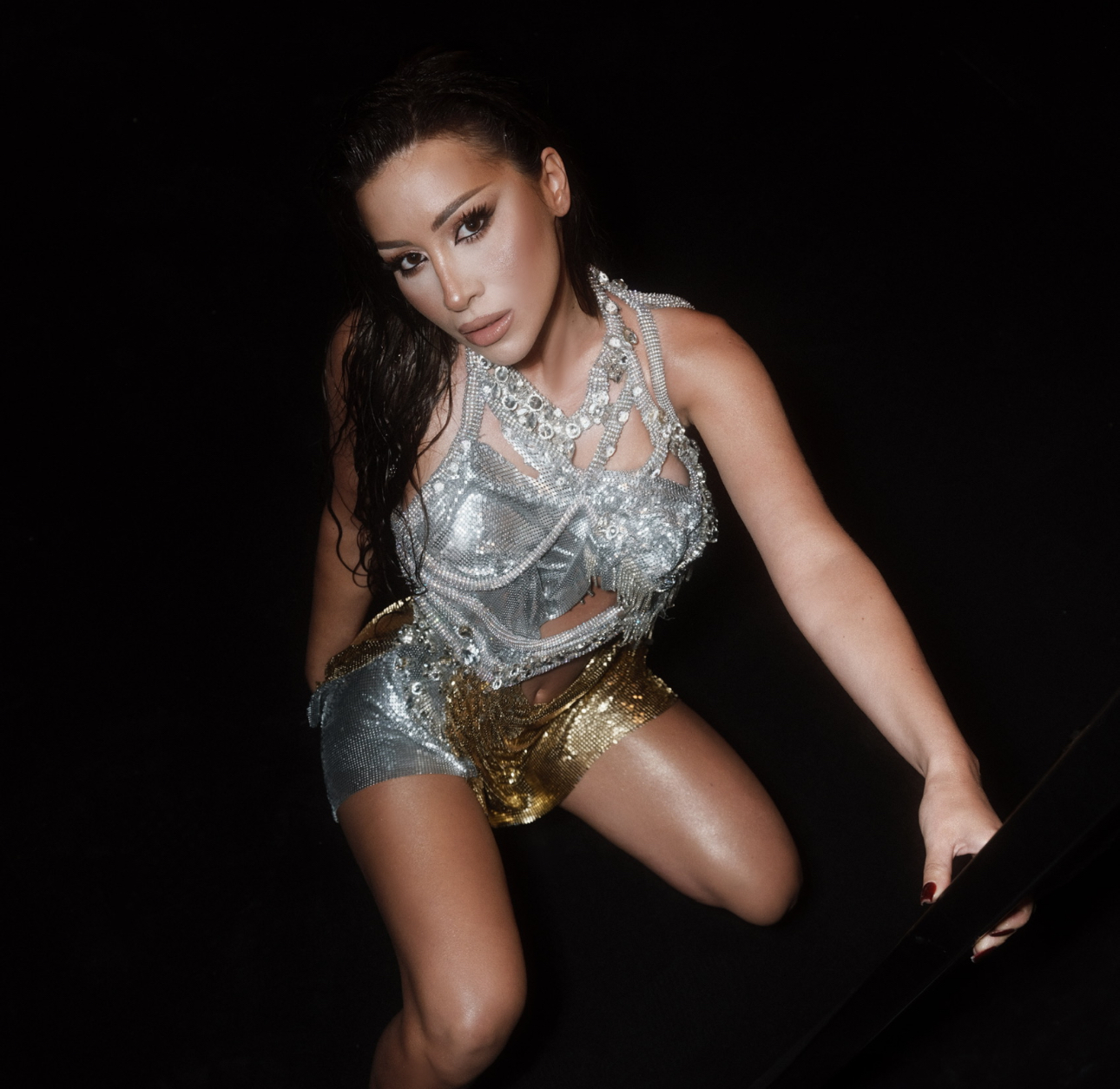 "Izbila je opšta tuča, osetila sam udarac..." Teu Bilanović napao stari svat na svadbi, jedva se izvukla