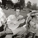 POSLEDNJE REČI ELVISA PRESLIJA: Izgovorio je JEDNU REČENICU i otišao u kupatilo... dva sata kasnije BIO JE MRTAV