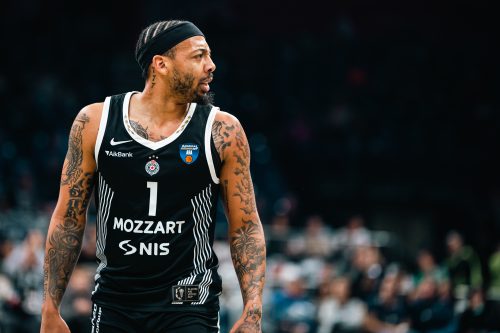 Karlik Džons povratak Partizan