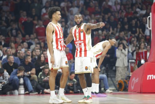 Zvezda skinula krunu kralju